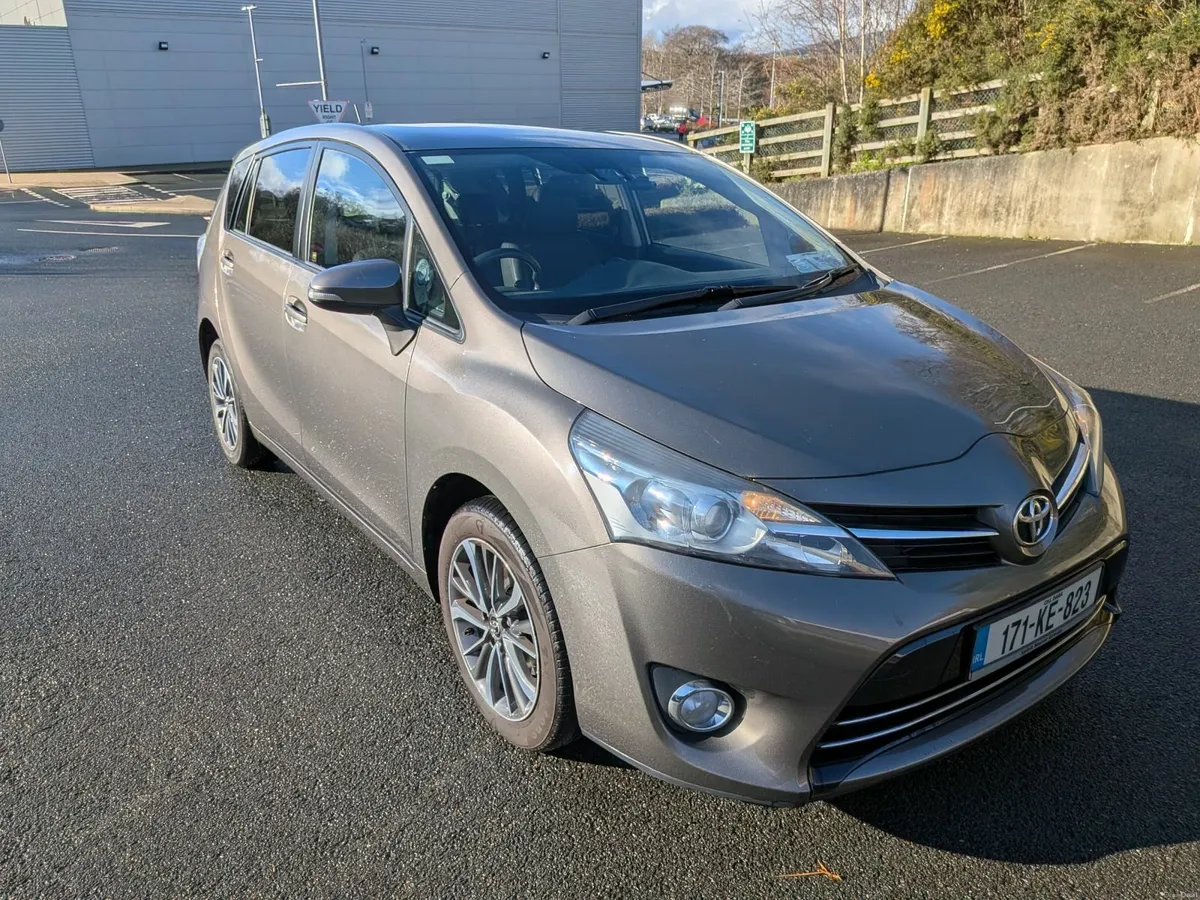 Toyota Verso 2017 - Image 2
