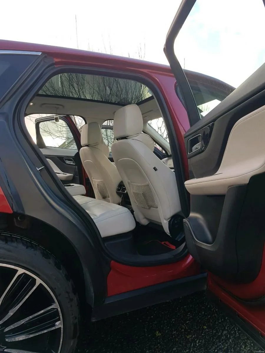 Super Luxury Premium SUV JAGUAR. - Image 2