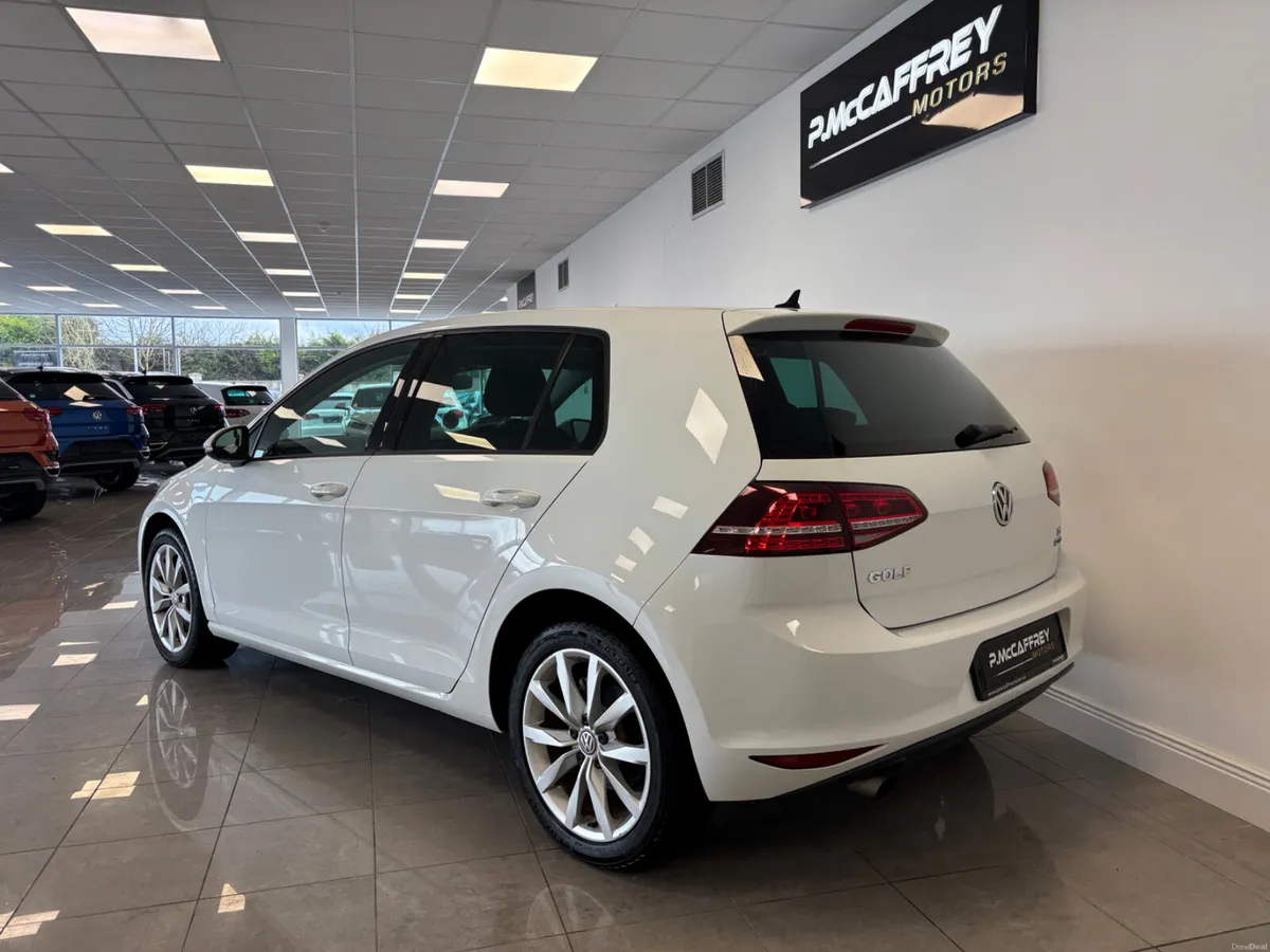 2017 VOLKSWAGEN GOLF 1.2 TSI COMFORTLINE AUTO DSG - Image 3