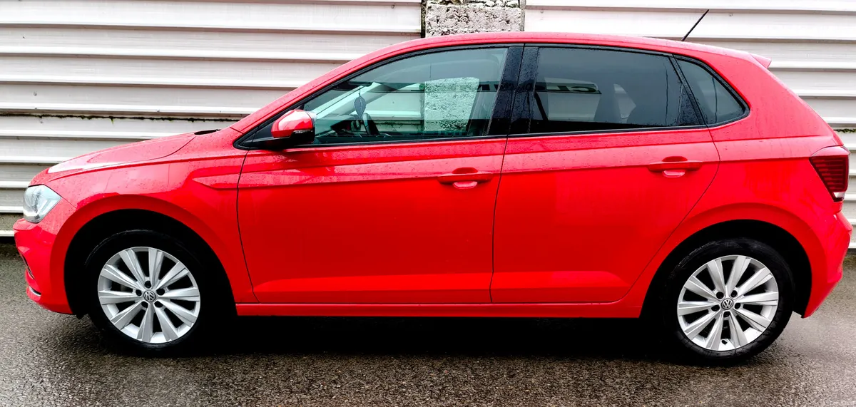 Volkswagen Polo 2018  Trade line  HIGH SPEC - Image 3