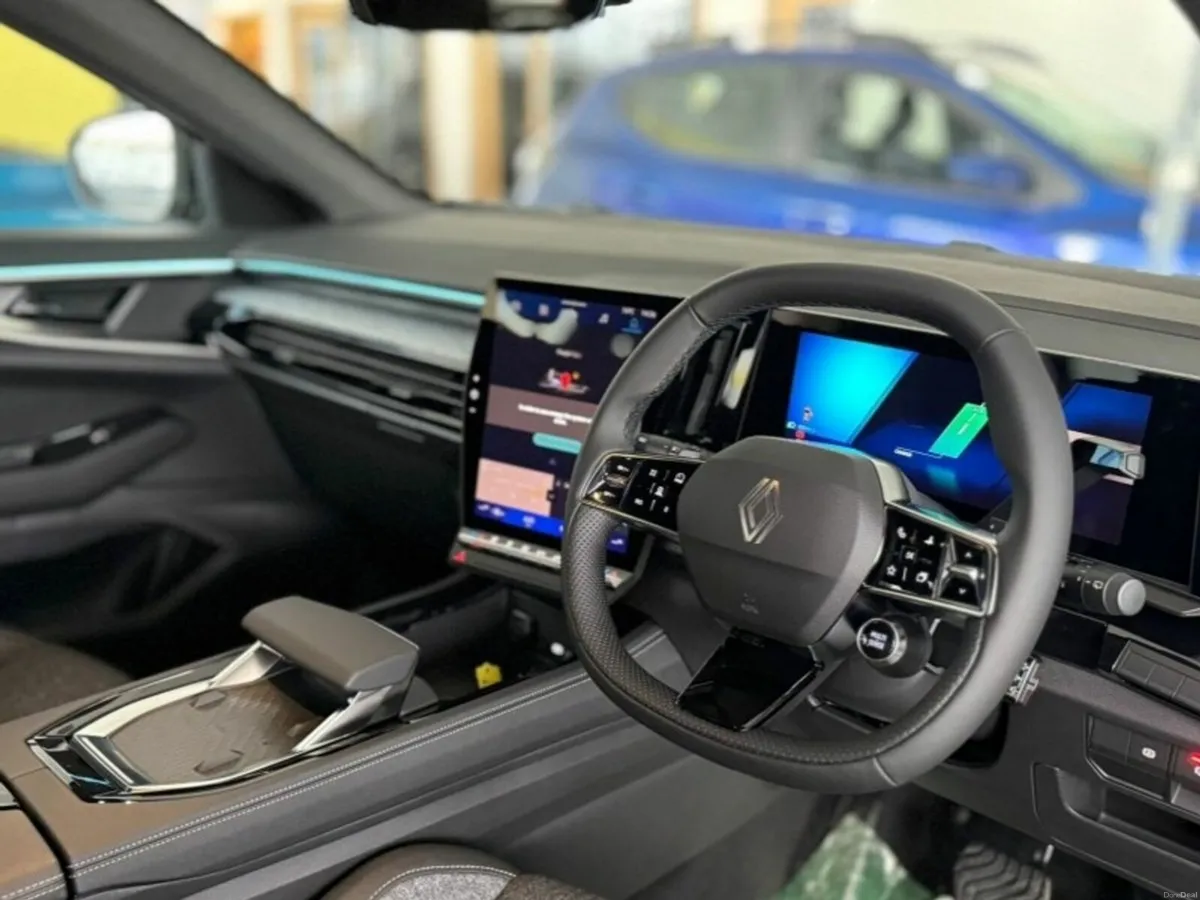 Renault Austral TECHNO PETROL HYBRID - Image 4