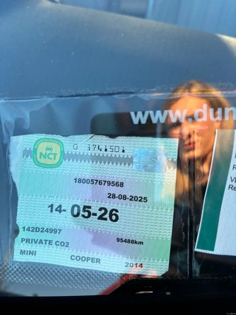 2014 MINI Cooper - Image 2