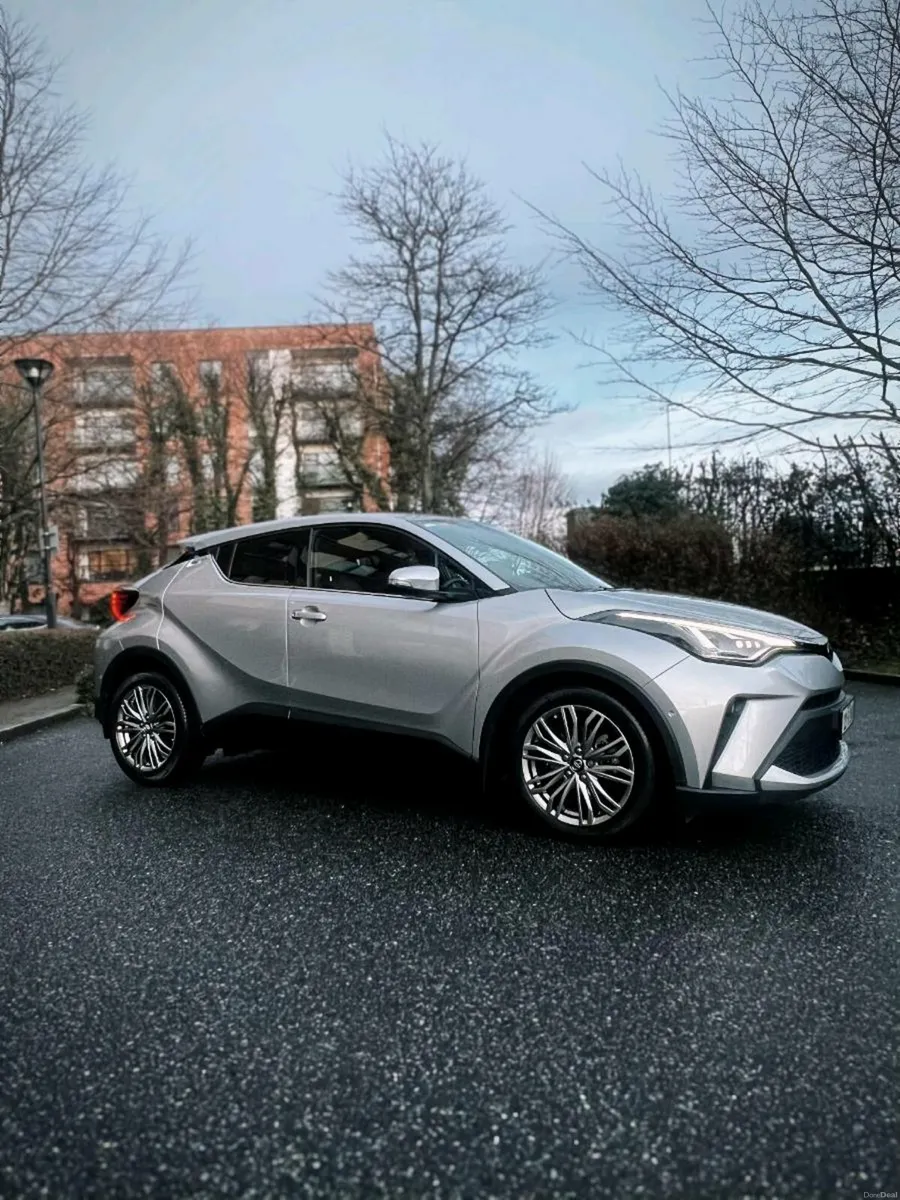 Toyota C-HR, SOL variant. Top of the range - Image 2