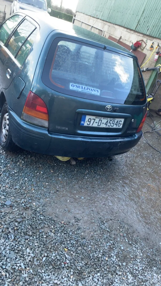Toyota starlet - Image 1
