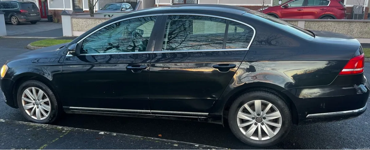 2011 VW Passat blue motion - Image 3