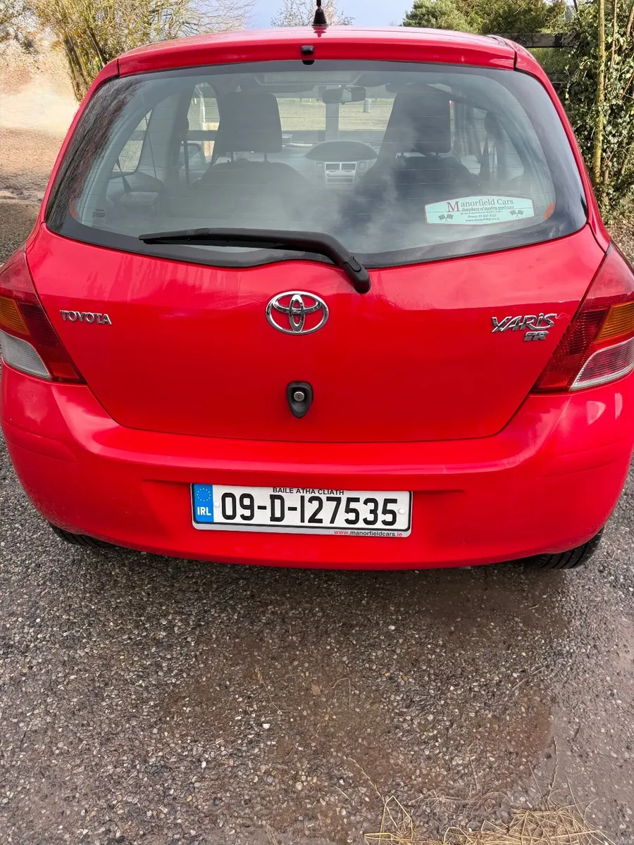 Toyota Yaris 2009 - Image 4