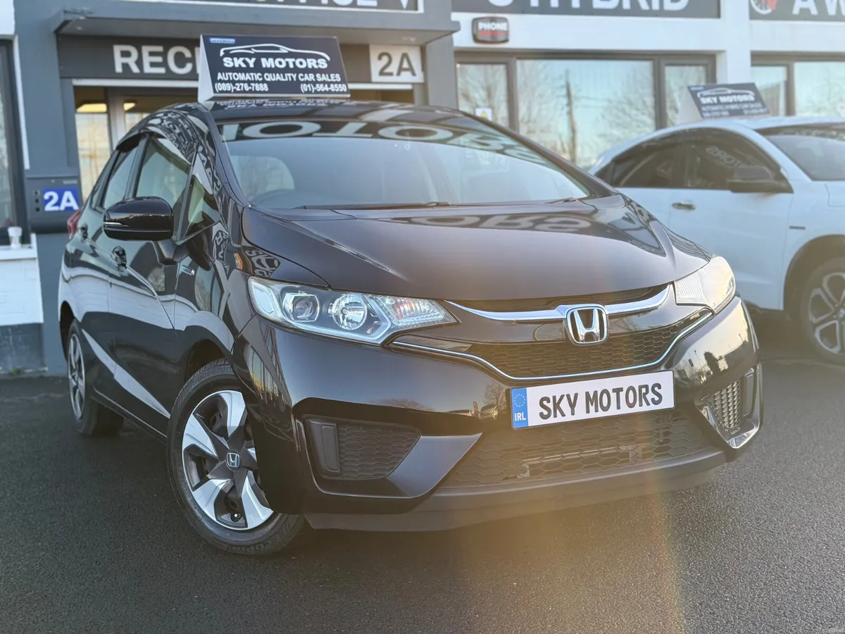 2016 Honda Jazz/Fit 1.5 Hybrid Automatic - Image 2