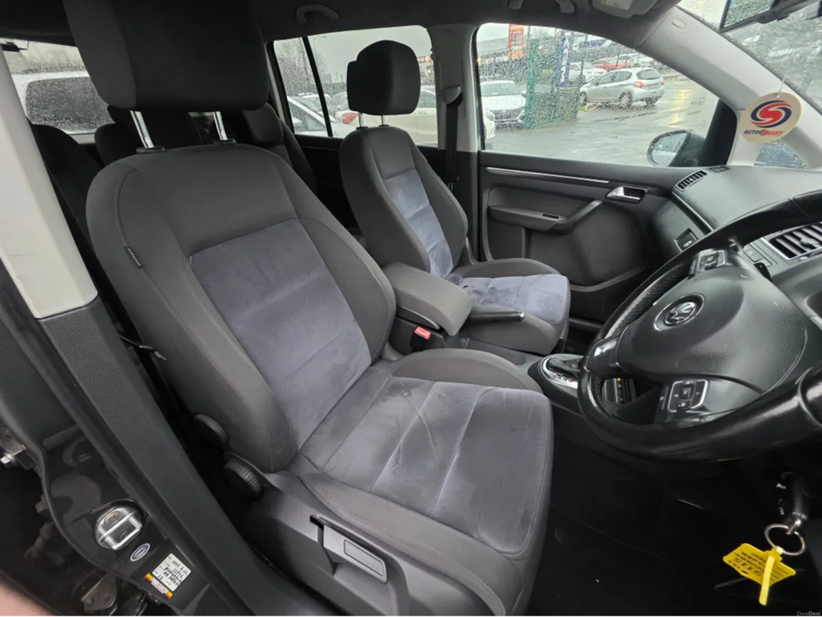 Volkswagen Touran ( 132 REG ) HIGHLINE 7 SEATER FA - Image 3