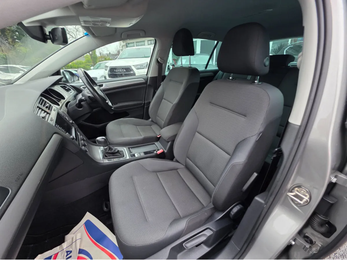 Volkswagen Golf 1.2 TSI CARPLAY - ANDROID AUTO - - Image 4