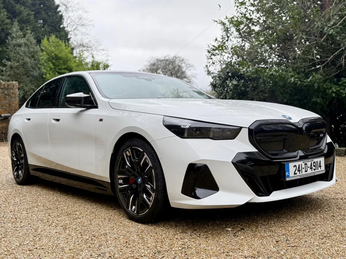 BMW i5 M60 XDRIVE - Image 1