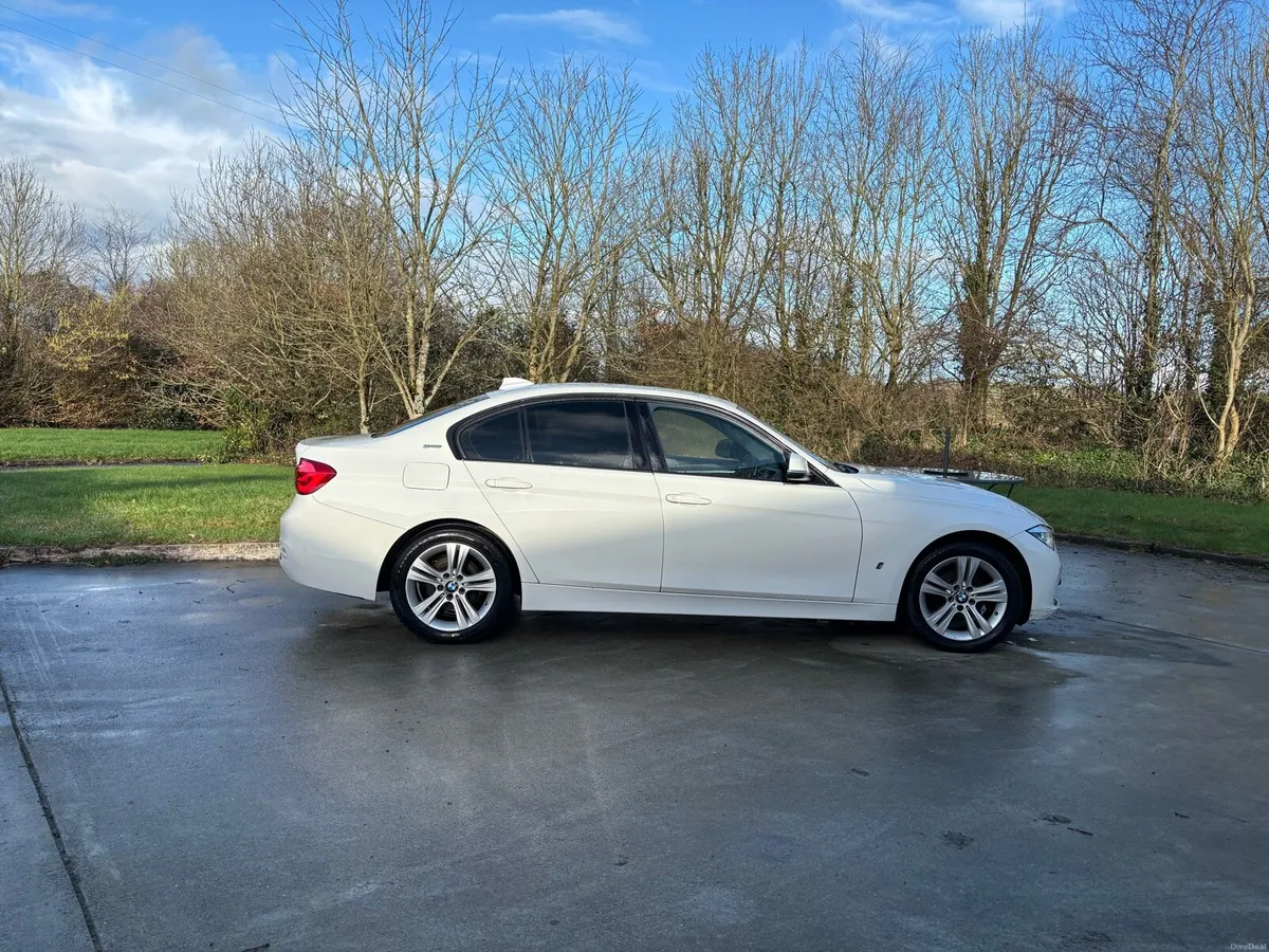 2017 330e 252hp - Image 3