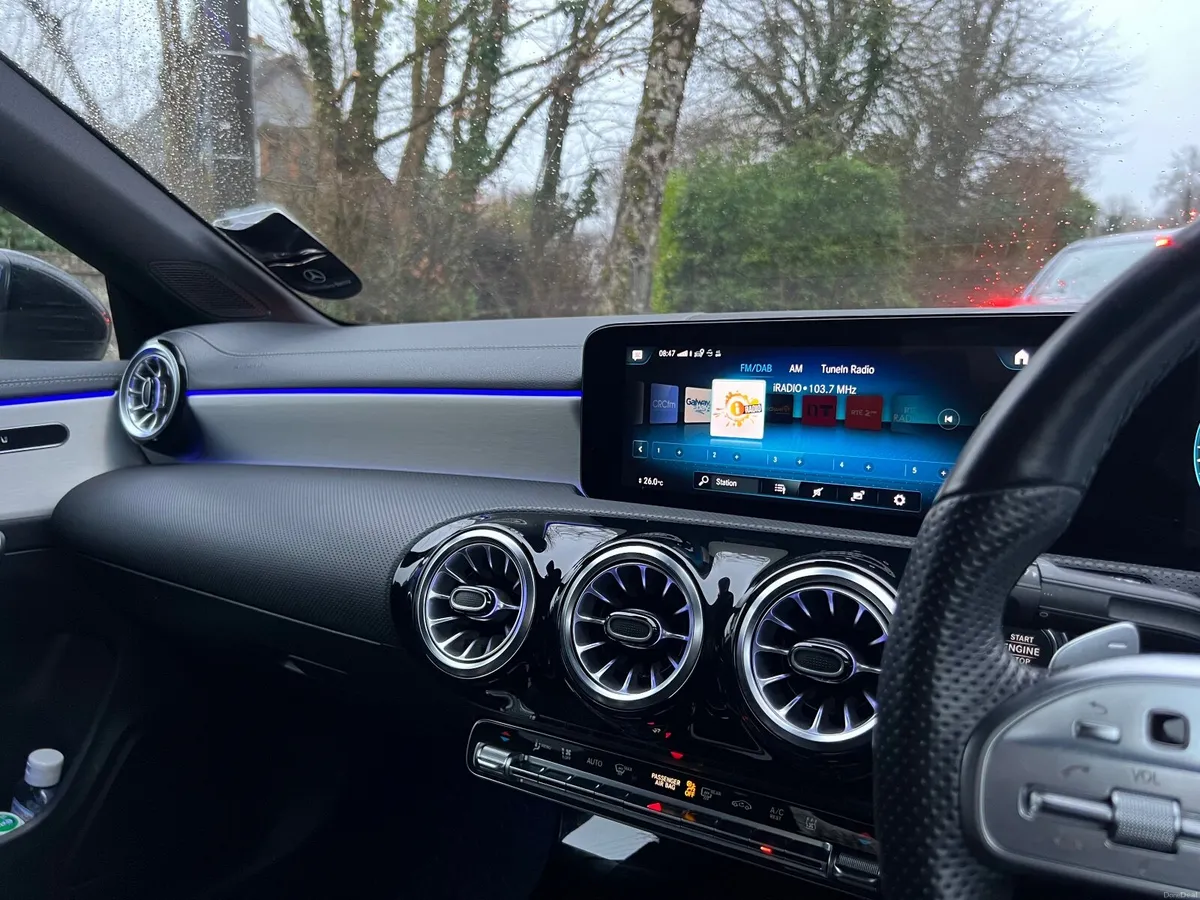 Mercedes-Benz CLA 2022 Premium  Plus Night Edition - Image 6