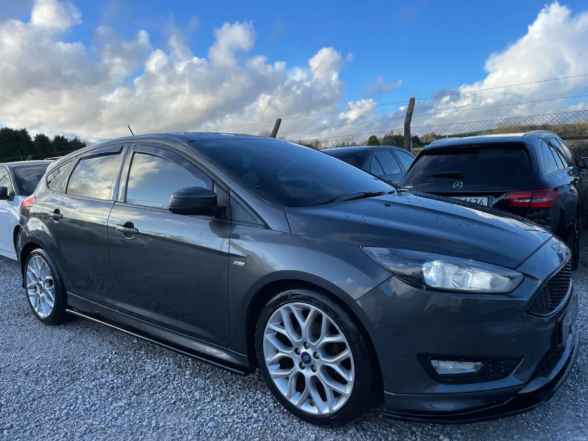 Ford Focus St-line - Image 4