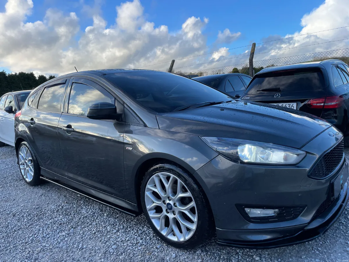 Ford Focus St-line - Image 2