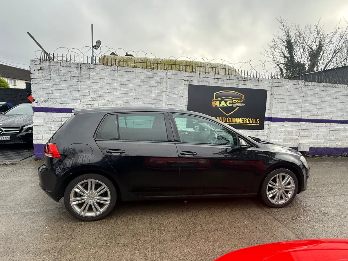 Volkswagen Golf Highline 2013 79k km - Image 4