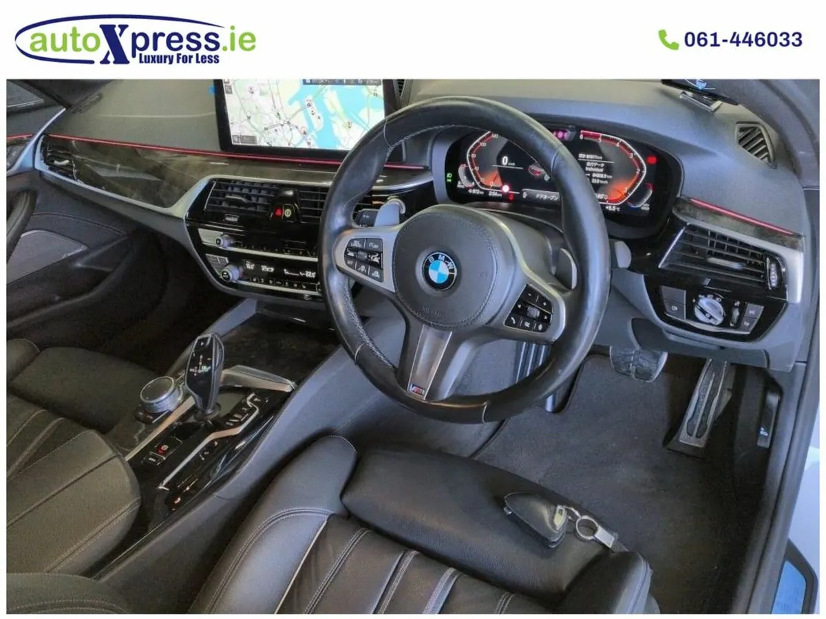 BMW 5-Series M SPORT XDRIVE 523D Automatic, Revers - Image 4