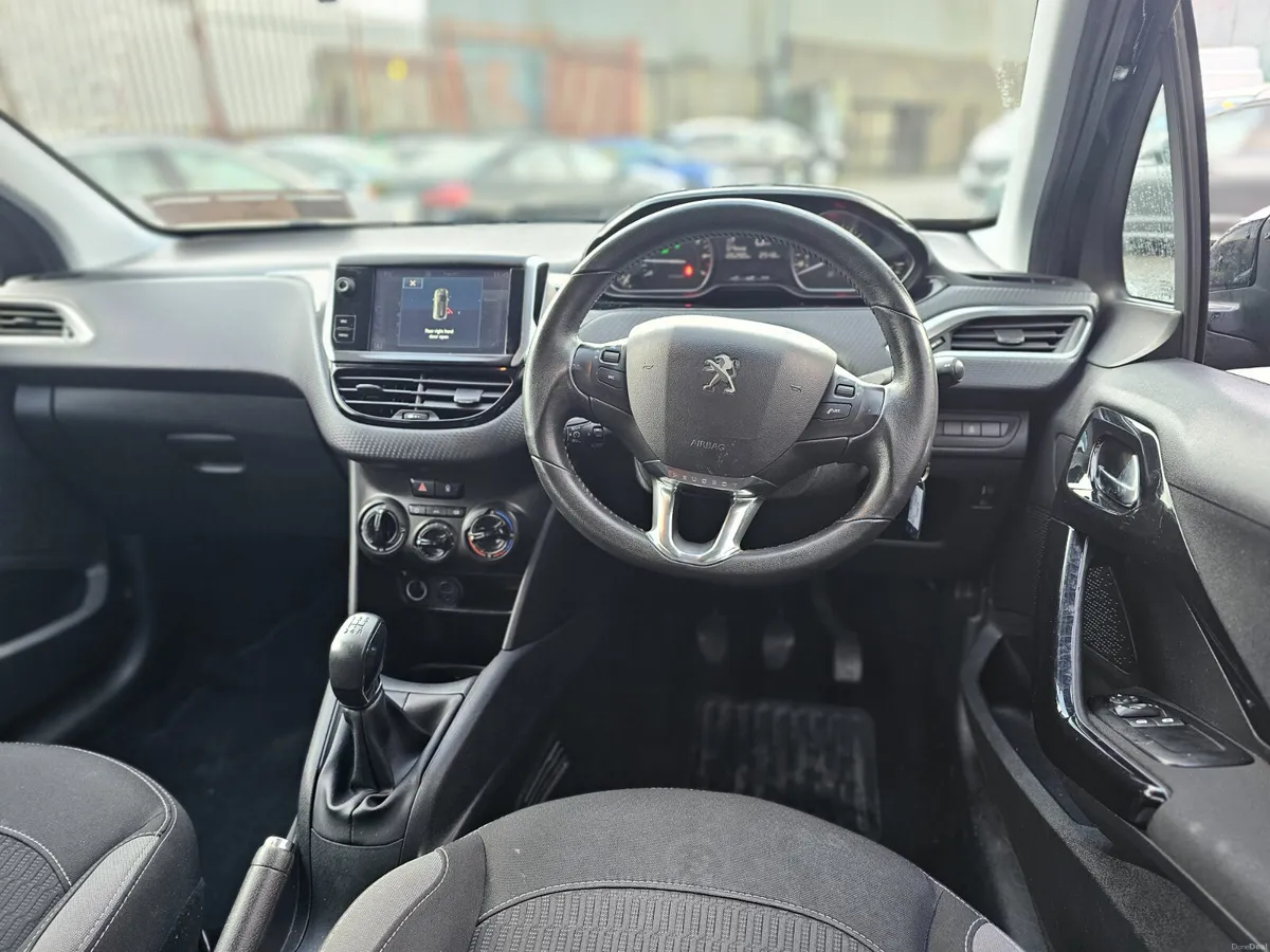 PEUGEOT 208 1.2 // LOW MILEAGE // 08/26 NCT - Image 3