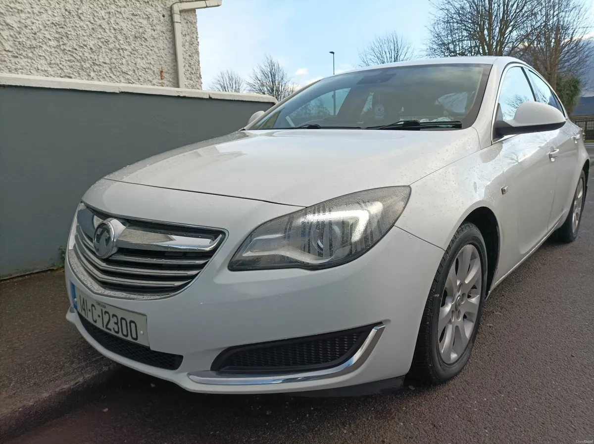 141 Vauxhall Insignia 2.0 Litre - Image 2