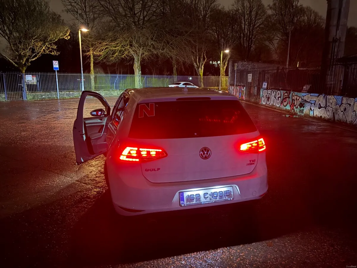 Volkswagen Golf 2016 Bluemotion Comfortline - Image 2