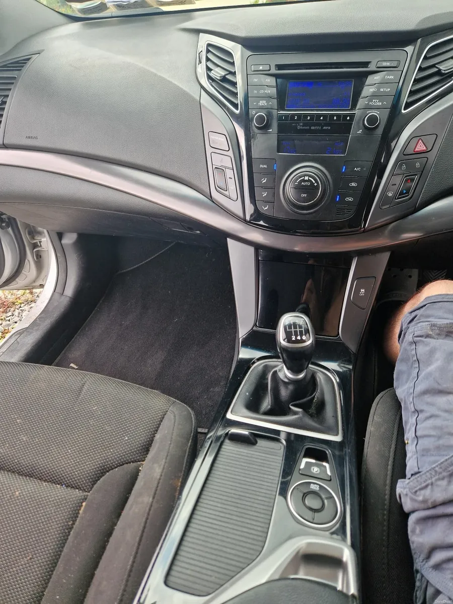 Hyundai i40 2012 - Image 4