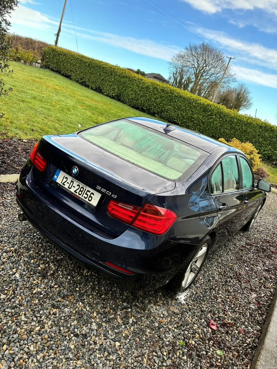 BMW 3-Series 2012 - Image 3