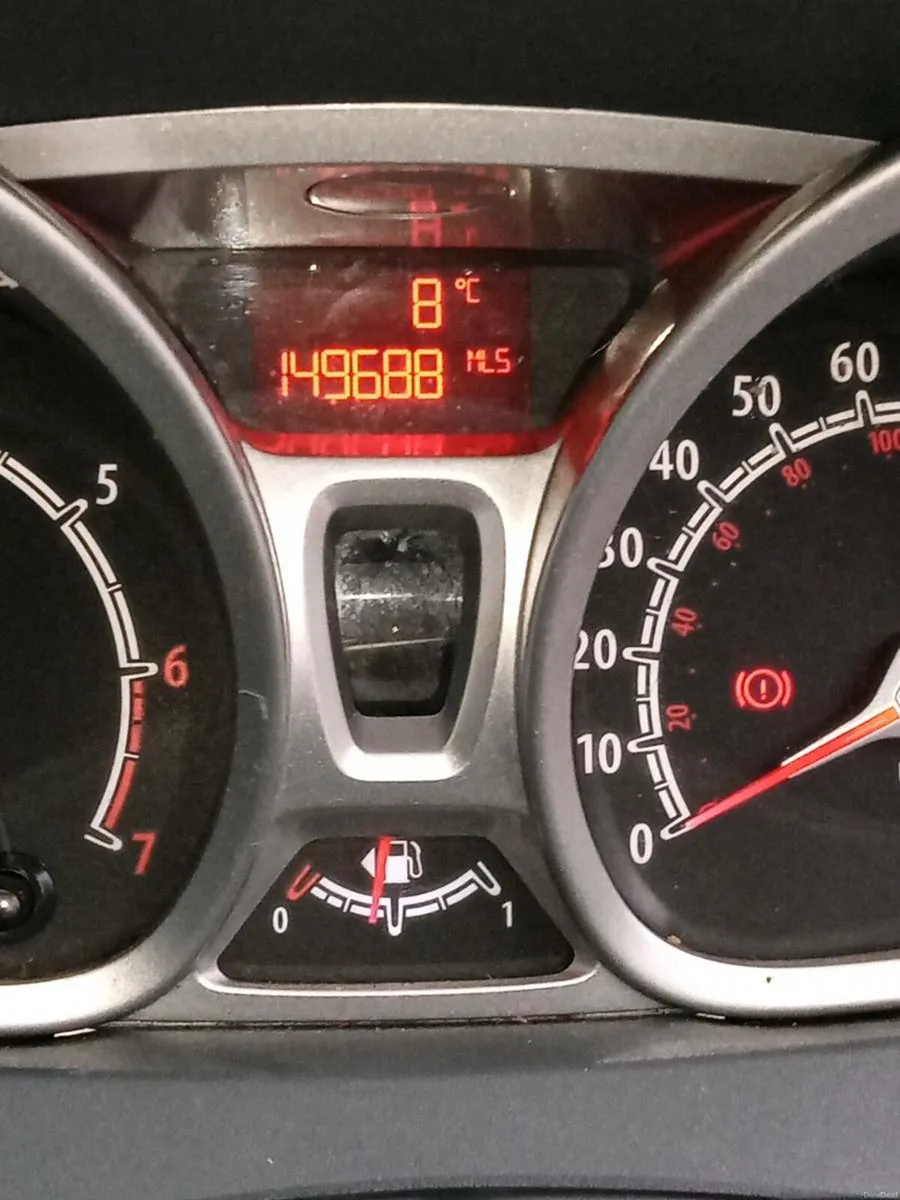 Ford fiesta - Image 2