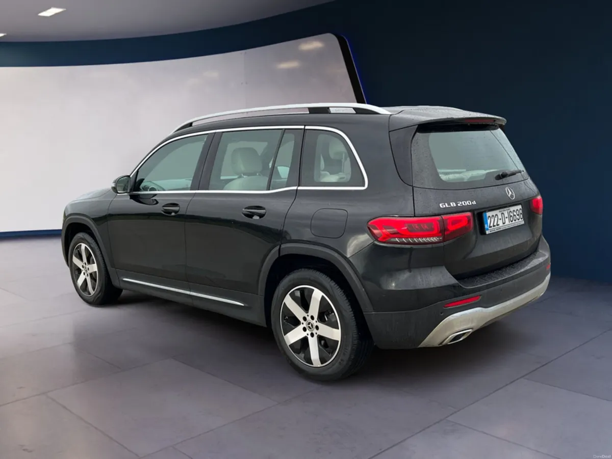 Mercedes-Benz GLB 200 D 7 5DR AUTO PROGRESSIVE - Image 4