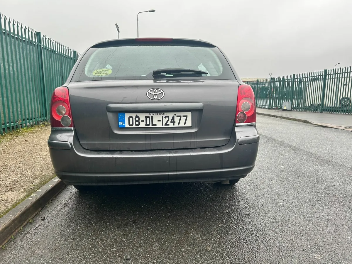 Toyota Avensis Wagon  T250  2.0 D-4D 93KW - Image 3