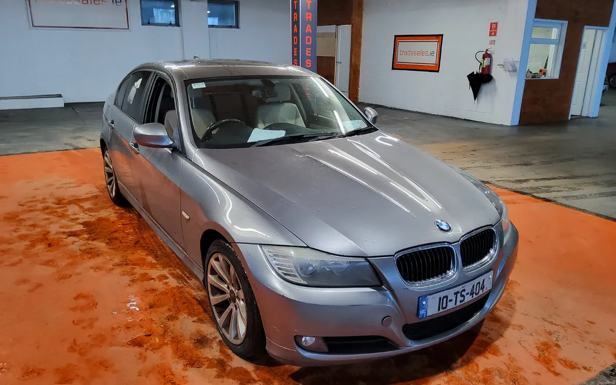 BMW 3-Series 2010 - Image 1