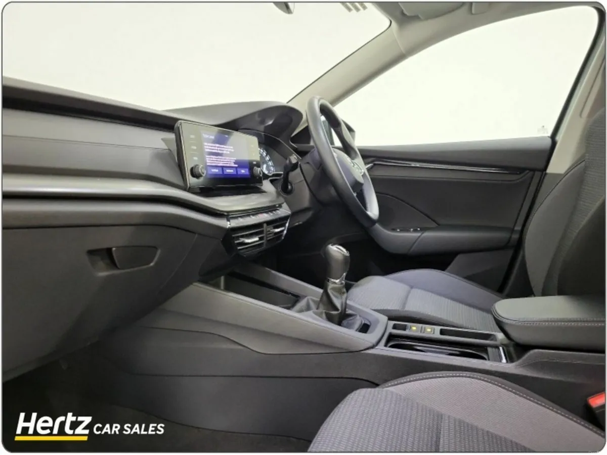 Skoda Octavia AMBITION 110HP Petrol Manual - Image 4