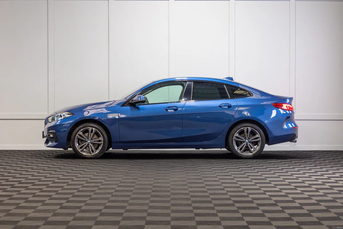 212 BMW 2-Series 218d Sport - Image 3