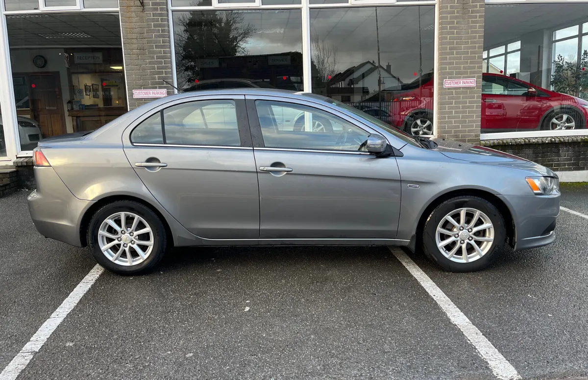 Mitsubishi Lancer 1.6 petrol - Image 2