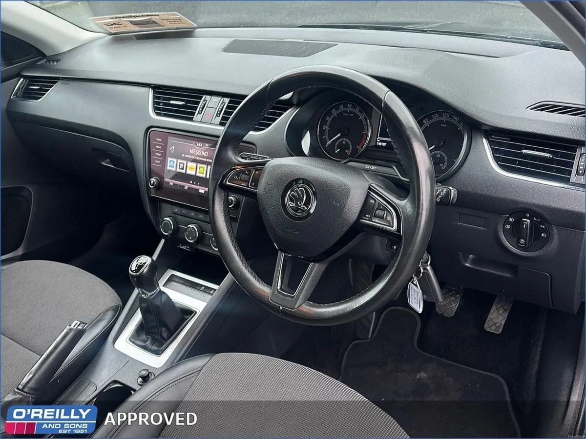 Skoda Octavia COMBI Soleil 1.6TDI 115HP - Image 4