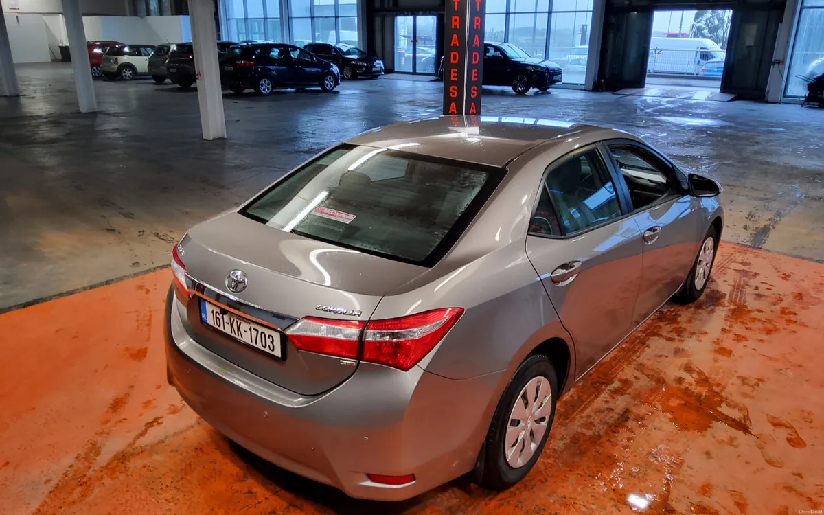 Toyota Corolla 2016 - Image 3