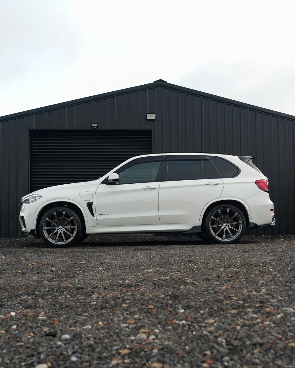 BMW X5 40e M Sport - Image 2