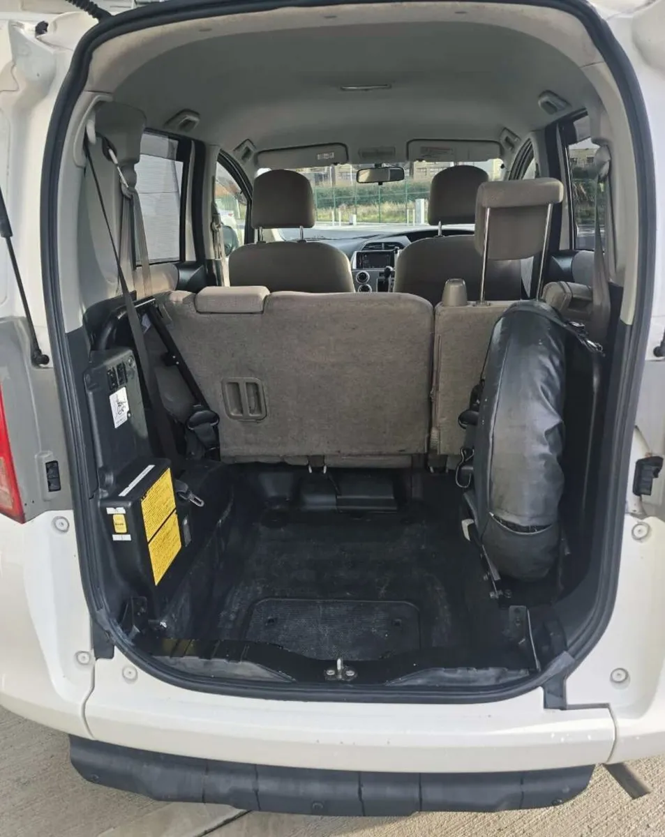 Toyota ractis Nct until 08/26 - Image 3