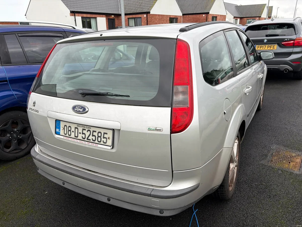 2008 Ford focus petrol - Image 2