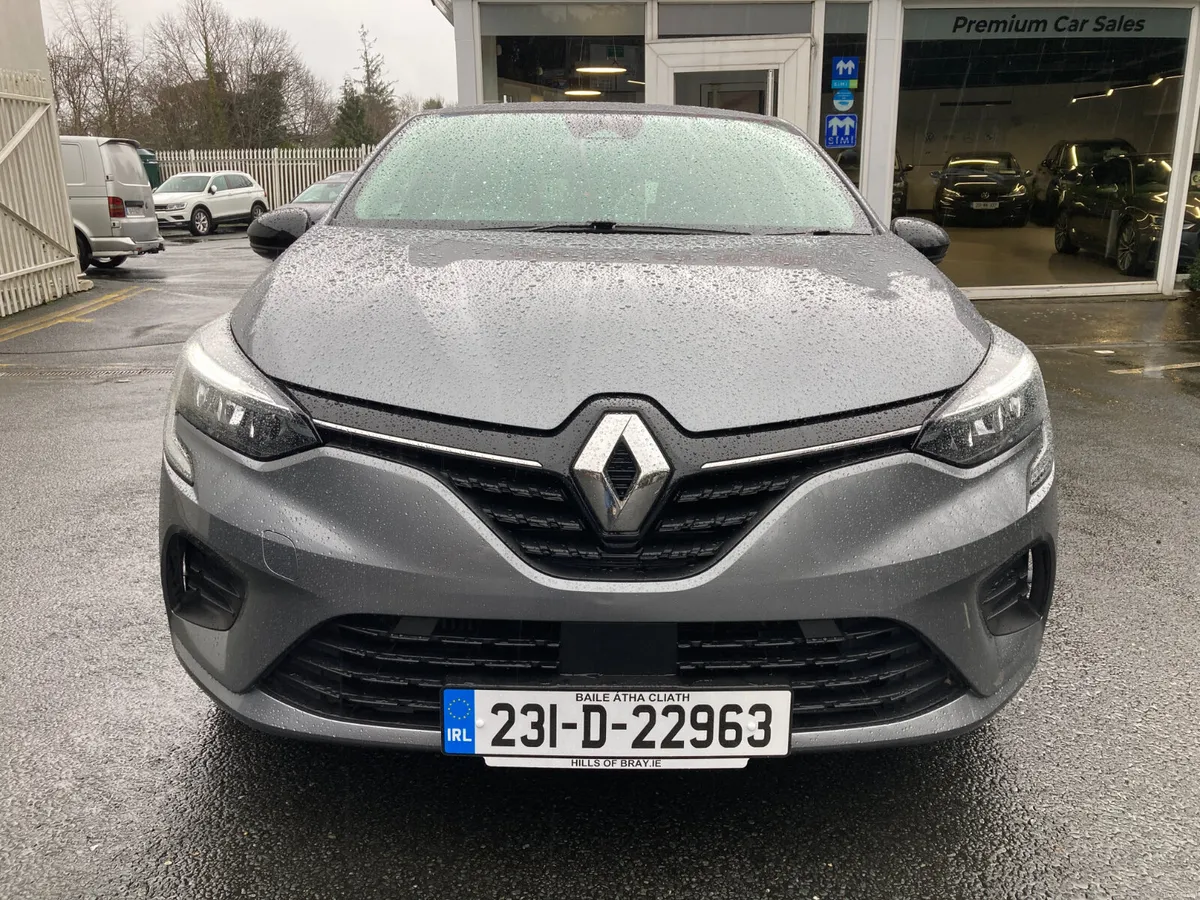 Renault Clio 2023 EQUILIBRE TCE 90 MY22.5 5 5DR - Image 2