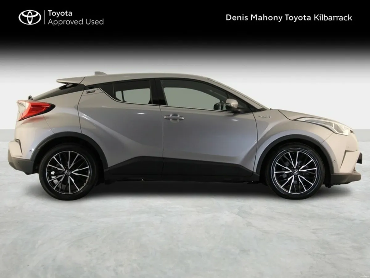Toyota C-HR HYBRID SOL - Image 3