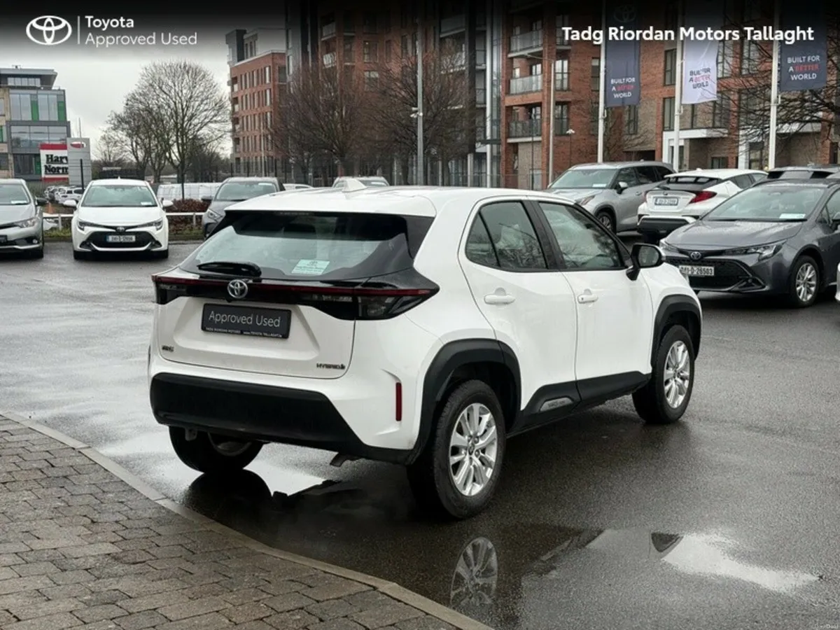 Toyota Yaris Cross LUNA - Image 2