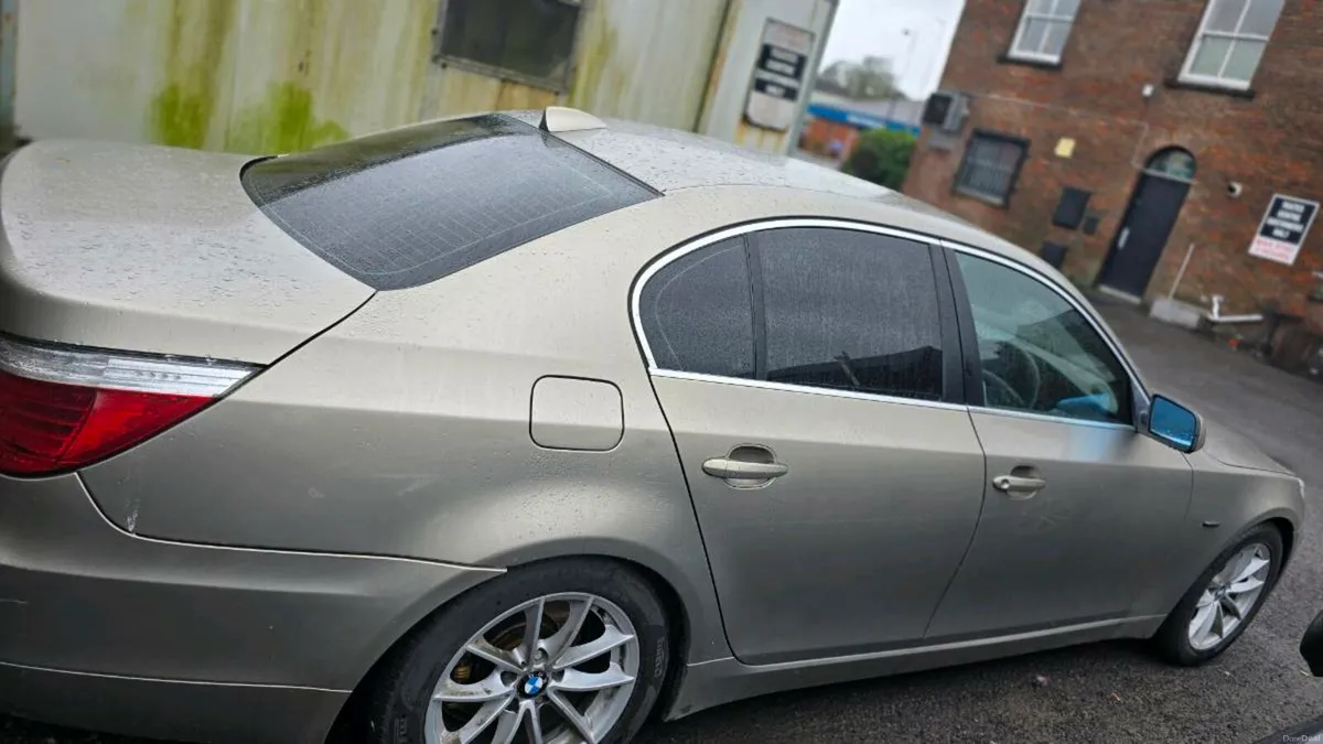 BMW 520,YEAR 2008,AUTOMATIC. - Image 3