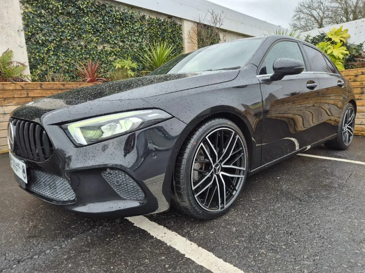 Mercedes-Benz A-Class A180 1.33 PETROL AUTO / STYL - Image 3