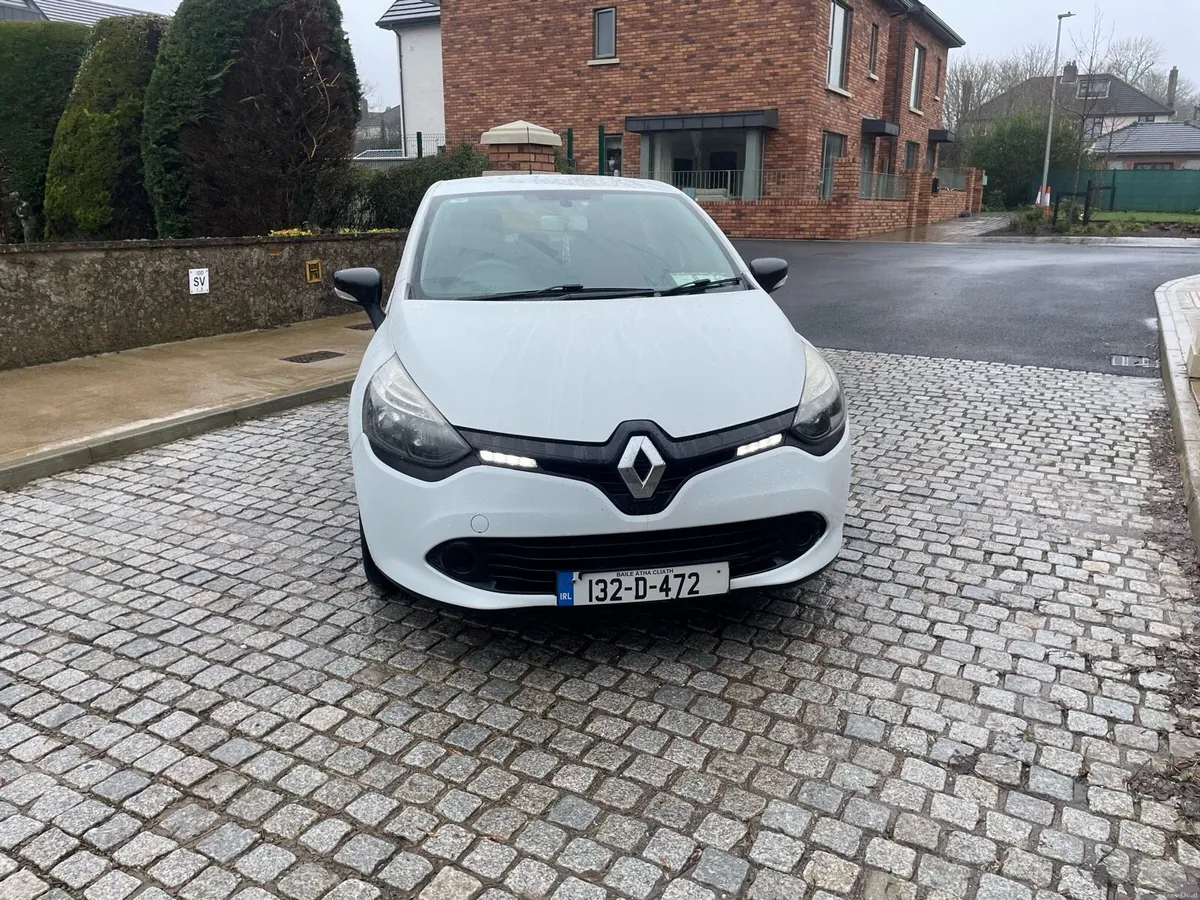 2013 Renault Clio - Image 2