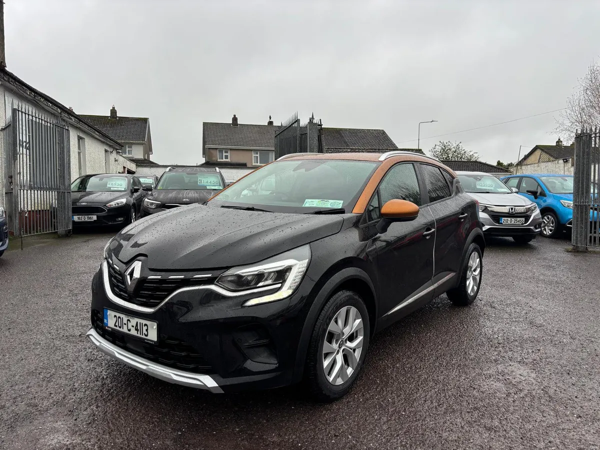 Renault Captur 2020  NEW  MODEL LOW  MILEAGE - Image 1