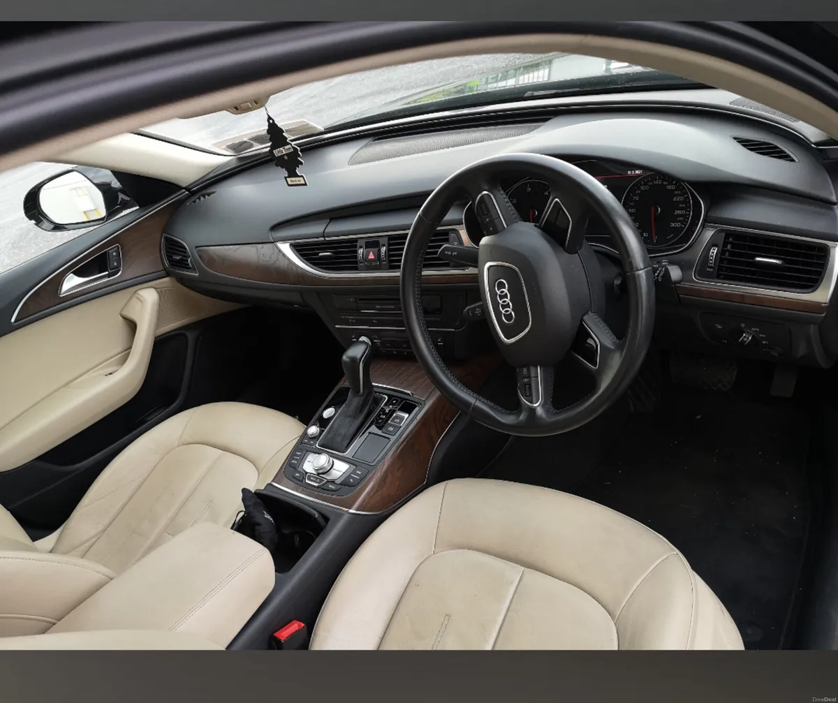 2015 Audi A6 Advant - Image 4