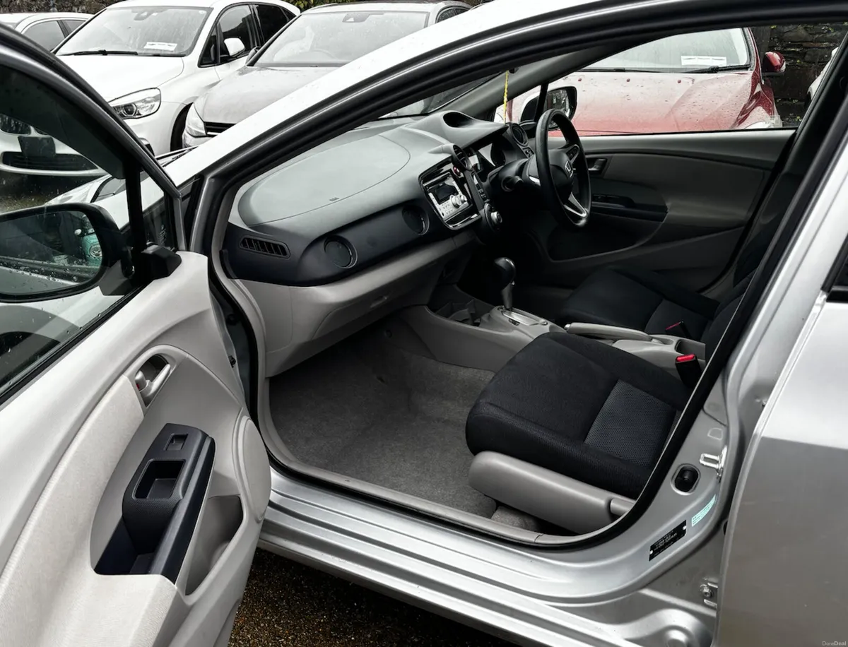 Honda Insight 2010 - 108900KM - Image 3