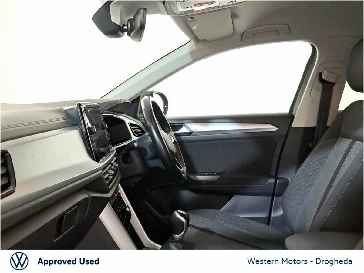 Volkswagen T-Roc 1.0 TSI 110HP Life - Image 4