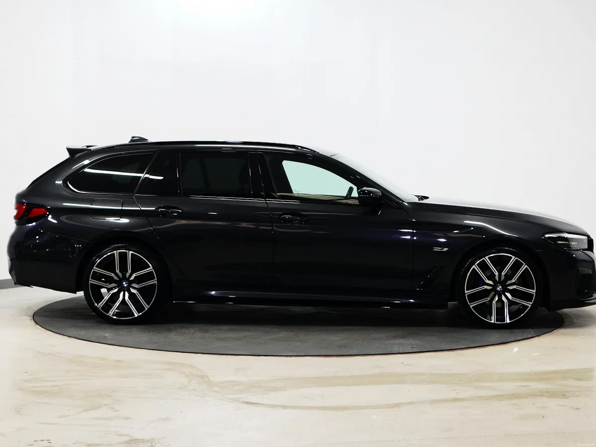 *109* 2022 BMW 5-Series 2.0 M-SPORT AUTO - Image 3