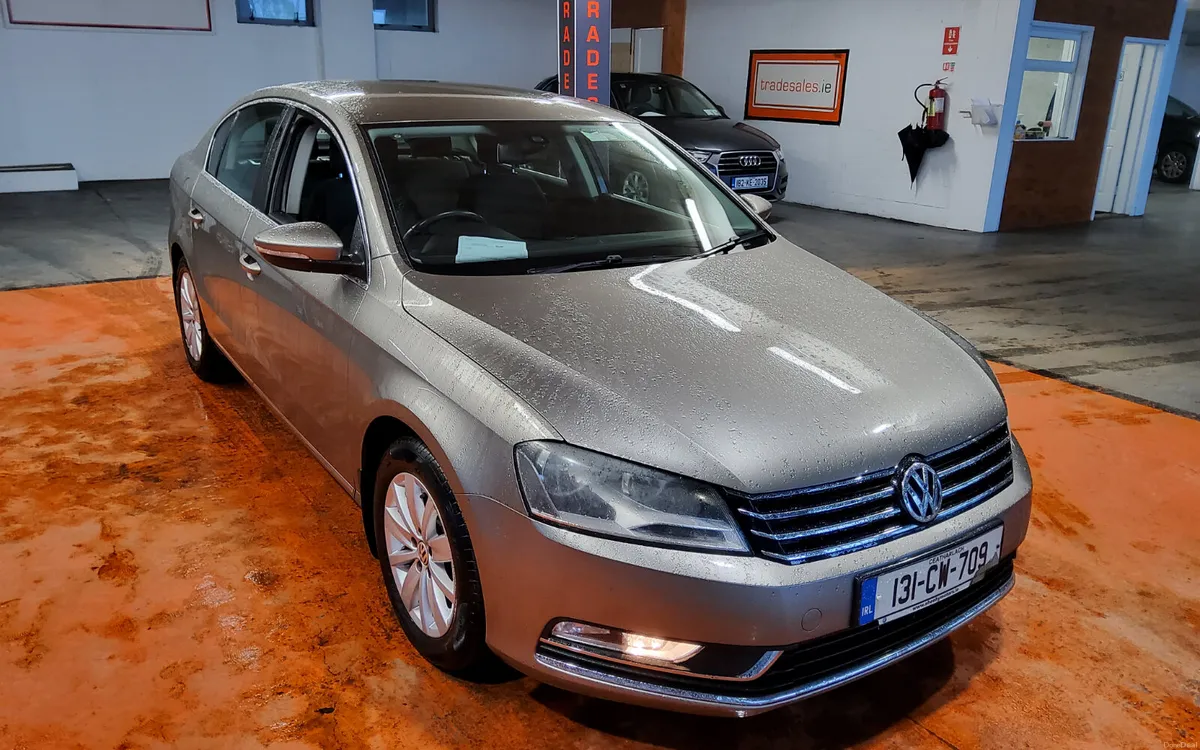 Volkswagen Passat 2013 - Image 1