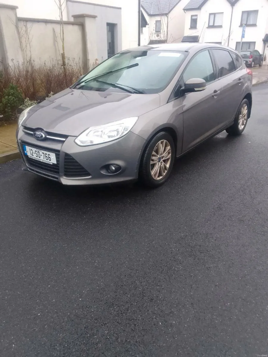 12 Ford focus - Image 1